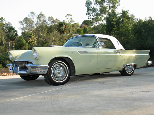 1957 Ford Tbird Convertible with Assy Hardtop In vendita