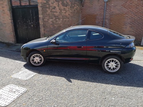 2001 Ford Puma 1.7 'Black' limited edition. Low mileage SOLD