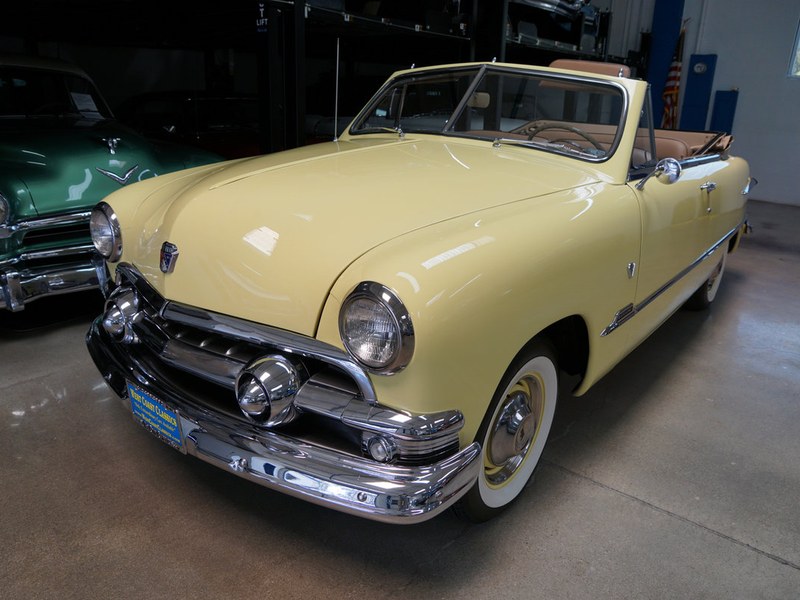 1951 Ford Custom DeLuxe 239 V8 Convertible