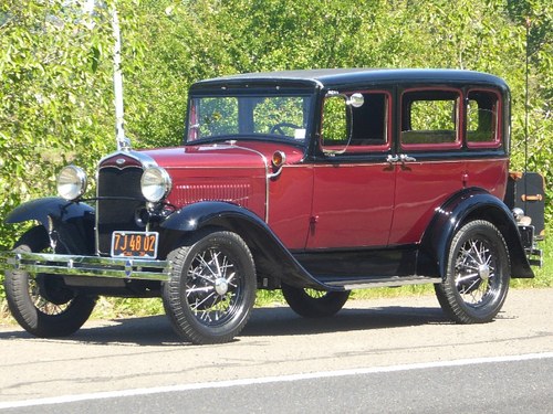 1931 Ford Sedan = Clean Restored Burgundy(~)Grey $21.5k  In vendita