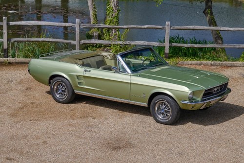 FORD MUSTANG 1967 289 V8 Manual four speed Convertible. For Sale