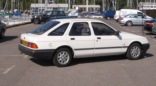 1986 Ford Sierra 2.0GL DOHC New bodyshell rebuild VENDU