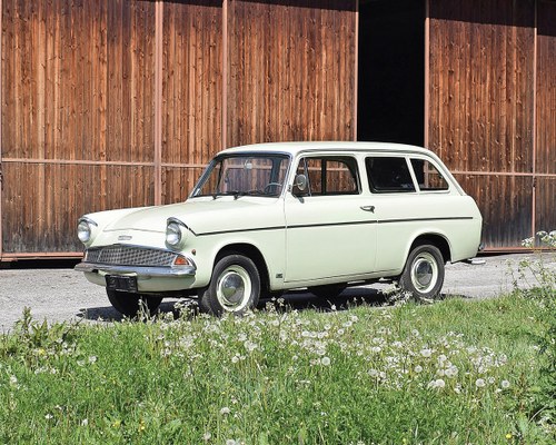 1962 Ford Anglia Super Combi deluxe (ohne Limit) For Sale by Auction