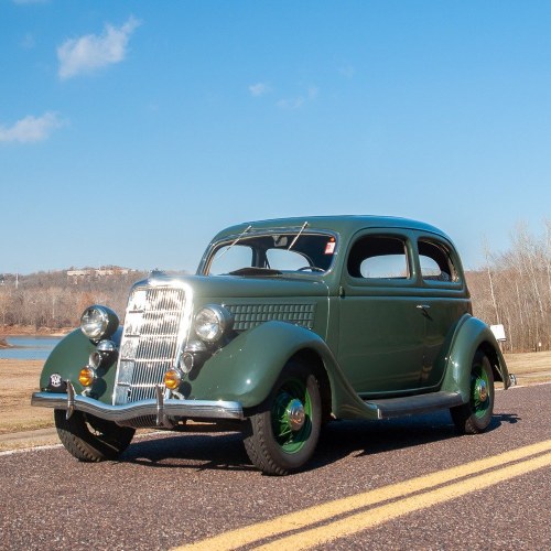 1935 Ford Model 48 DeLuxe Tudor Sedan = Green 3k miles $18.9 In vendita