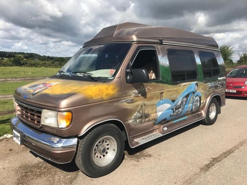1992 Day Van with American artwork paint job  For Sale