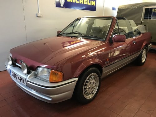 1989 Escort XR3i Cabriolet VENDIDO