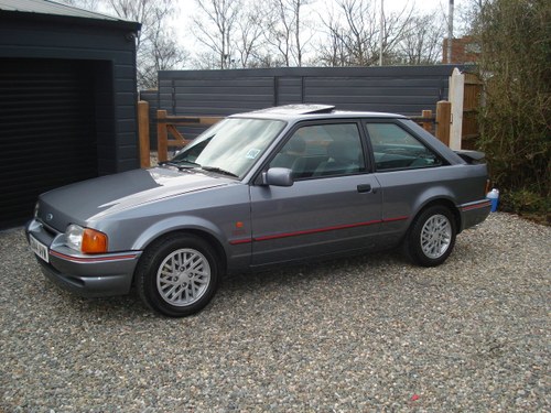 Ford escort xr3i 1989 Kaufen Bei