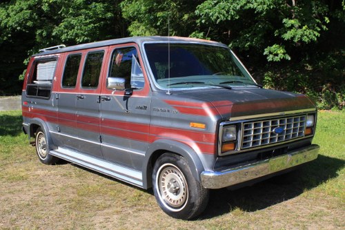 1986 Ford Turtle Top Van - Lot 943 For Sale by Auction