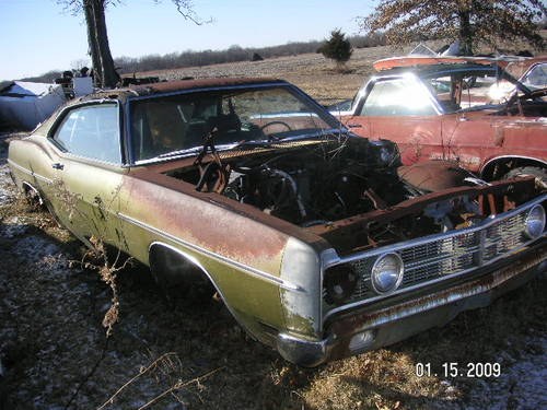 1970 Ford Galaxie 500 2dr HT-Parting Out In vendita