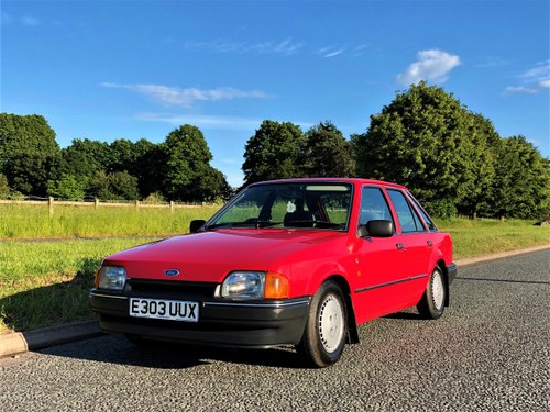 1987 Mk4 Ford Escort 1.6 Ghia 5 Dr TIME WARP CONDITION SOLD