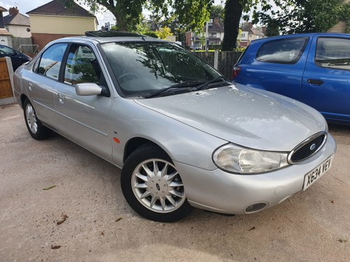 2000 Ford mondeo 2.5 v6 ghia x auto only 67k Rare  For Sale