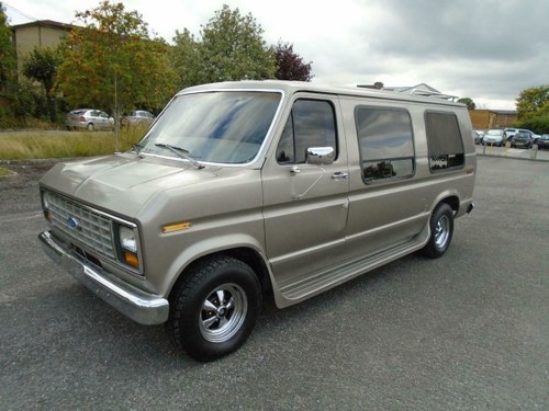 FORD ECONOLINE E150 5.8 V8 AUTO LHD DAY VAN (1989) DRIVES! SOLD