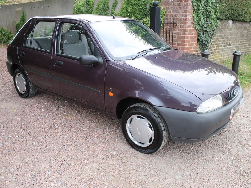 Stunning Fiesta MkIV 1.3 EFi LX 5 Door With A Mere 11k Miles