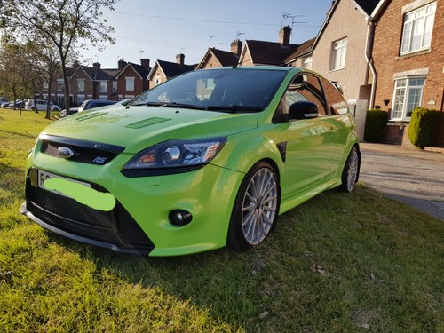 2009  RS  FOCUS IN ULTIMATE GREEN WITH LUX 1+2 For Sale