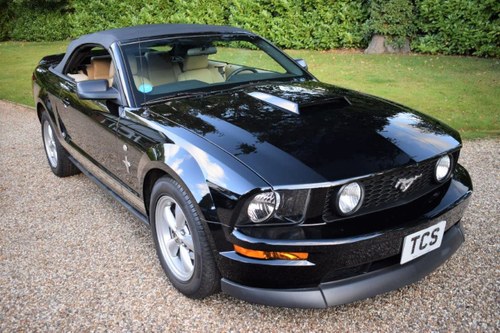 2007 FORD Mustang 4.0i Premium Convertible Automatic LHD For Sale