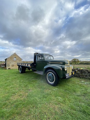 1949 Two ton truck For Sale