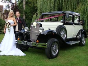 1989 Wedding cars.      FOR TWO CARS       In vendita
