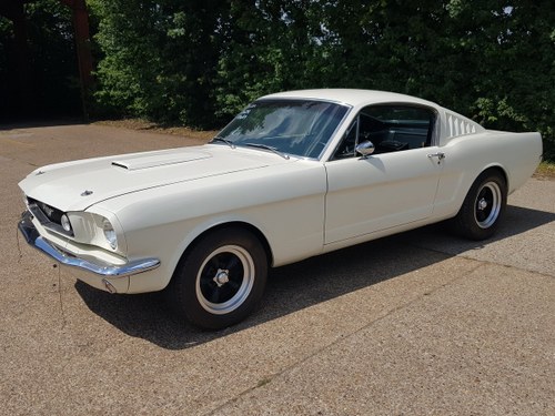 1965 Ford Mustang Fastback V8 AOD transmission For Sale