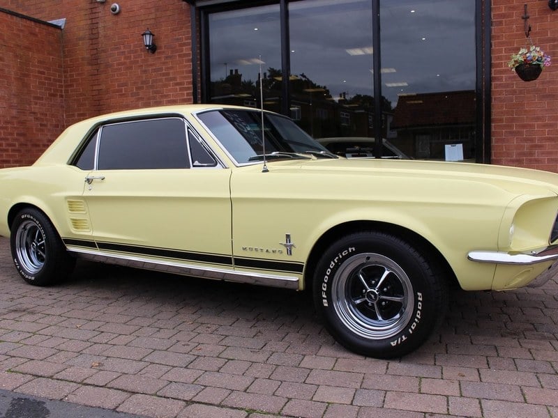 1967 Ford Mustang Coupe 289 V8 4-Speed Toploader | Restored