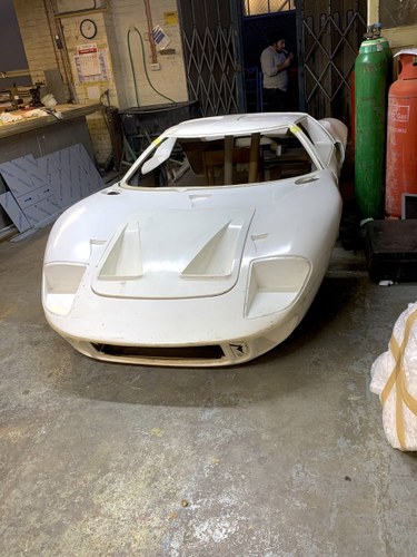 2005 Gt40 body For Sale