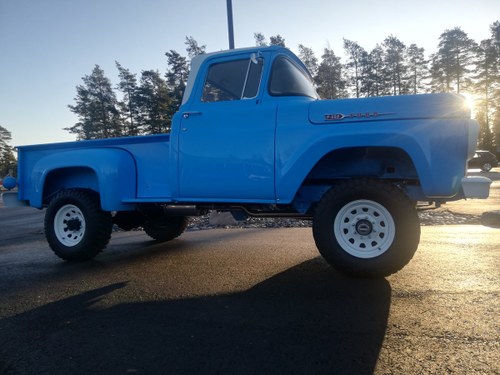 1960 Ford F-250 4×4 SOLD
