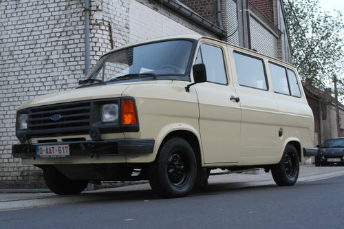 1986 Ford Transit MK2 minibus - only 37000km / 23000mls VENDUTO