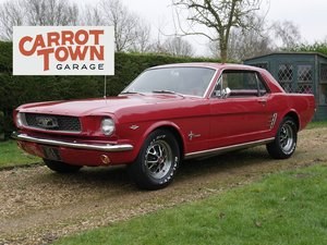 1966 Ford Mustang Coupe 289 V8 Manual *Candy Apple Red* In vendita