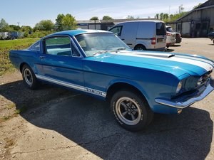 1965 Mustang GT350 look Fastback, V8 and four spd project In vendita