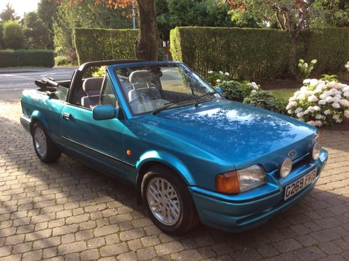 1990 Ford Escort XR3i convertible rare metallic azure Kaufen Bei