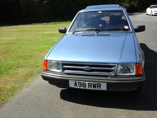 1983 A FORD ORION 1.6 GHIA, AUTOMATIC, 4 DOOR For Sale