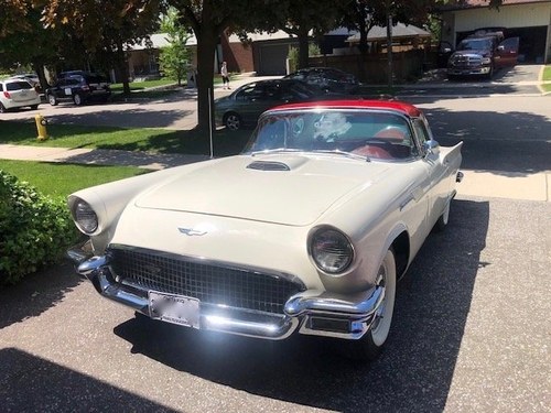 1957 Ford Thunderbird 2 door convertible with Port Hole hard For Sale