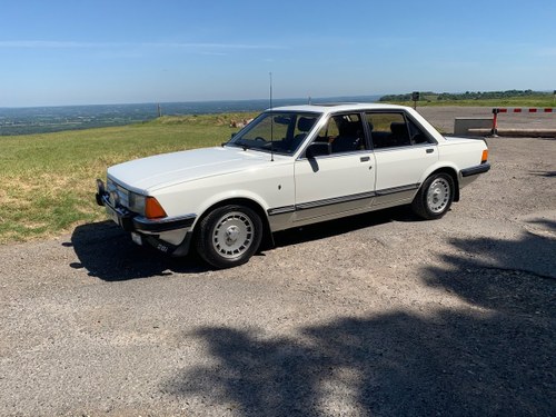 1985 Ford Granada, full resto, low miles, head turner In vendita