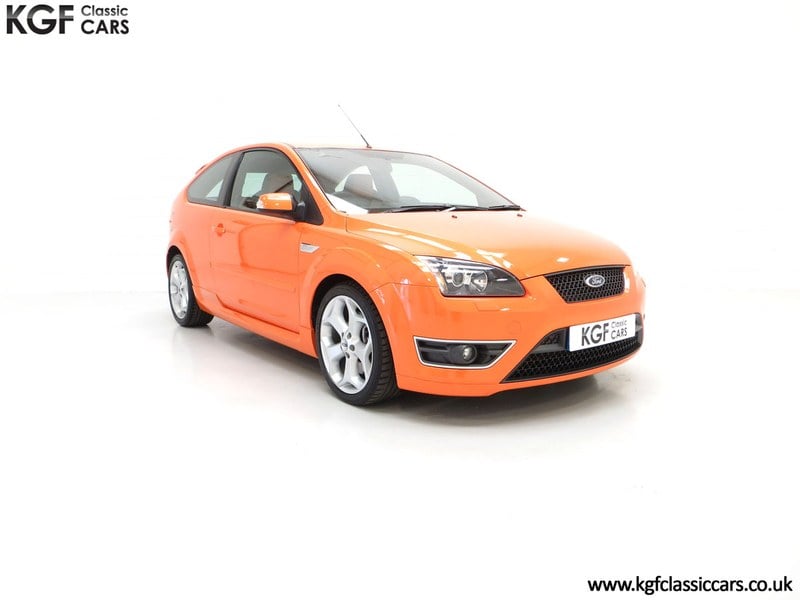 A Striking Ford Focus ST225 with 18,320 Miles One Owner