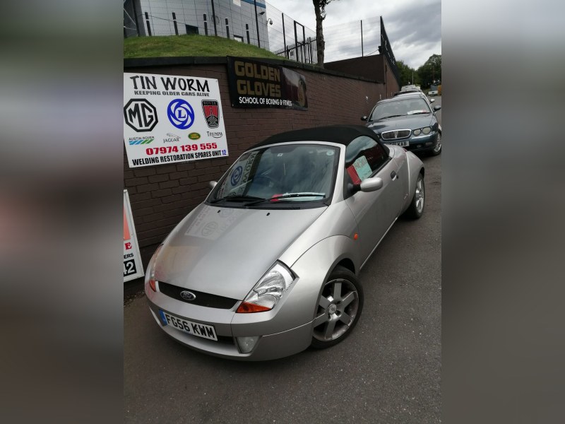 VERY LOW MILEAGE StreetKA Convertible 1.6 Petrol Manual