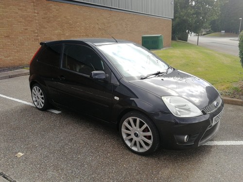 2005 Ford Fiesta long mot cd payer with aux & bluetooth VENDUTO