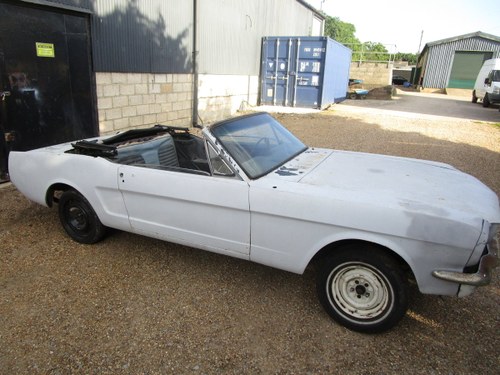 1965 Ford Mustang Convertible Project. VENDUTO