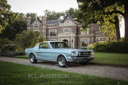 1965 Extremely beautiful and stylish Mustang Fastback For Sale