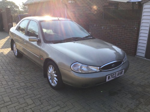 2000 Ford Mondeo Ghia X Automatic, demo plus 1 owner, 37000 miles SOLD