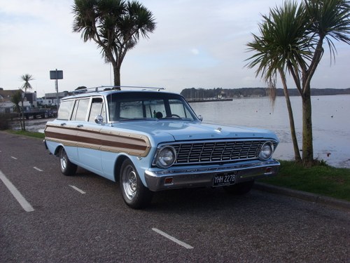 1964 Ford falcon squire surf wagon  In vendita