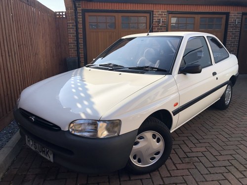 1997 FORD ESCORT ENCORE 1.3 - 1 OWNER FROM NEW - 21,000 MILES ! VENDUTO