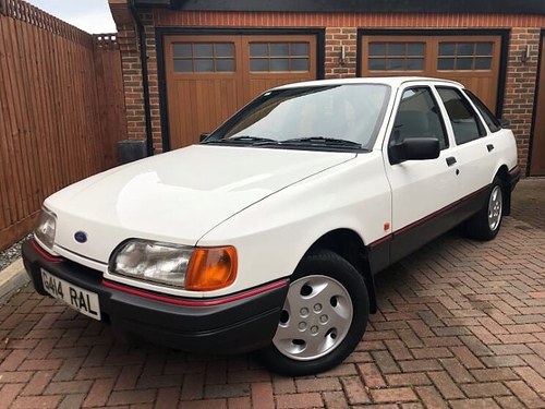 1990 FORD SIERRA 1.8 LX - 1 OWNER FROM NEW - 75,000 MILES ! For Sale
