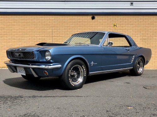 1966 FORD MUSTANG // Coupe // 3.3L VENDUTO