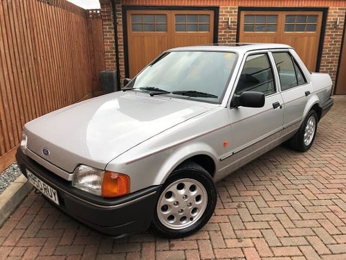 1990 FORD ORION 1.6 GL - HUSBAND & WIFE OWNED FOR 27 YEARS ! SOLD