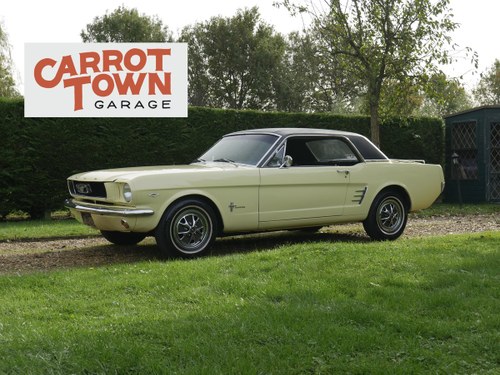 1965 ford Mustang 289 V8 Manual ** Fully Restored Manual Mus For Sale