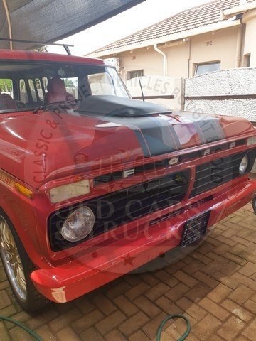 1976 Ford F100 station wagon For Sale