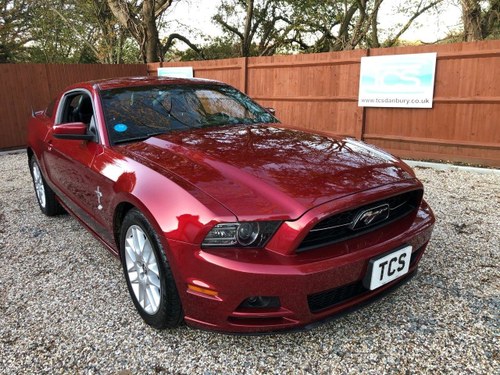 2014 15-Plate UK Registered Mustang Premium Fastback LHD Auto In vendita