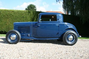 1932 Ford Coupe - 4