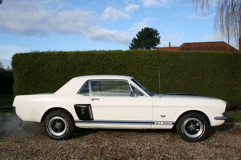 1965 Ford Mustang - 7