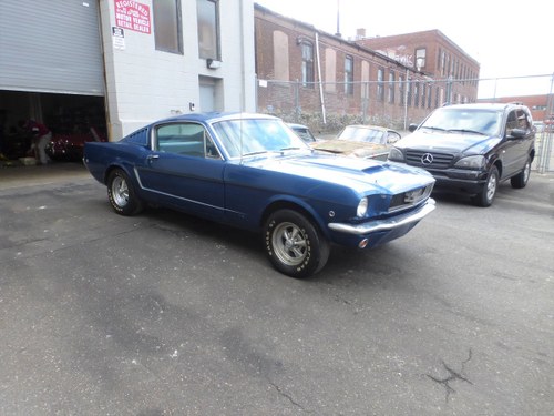 1965 Mustang Fastback 289 With Running Engine for Restoation For Sale