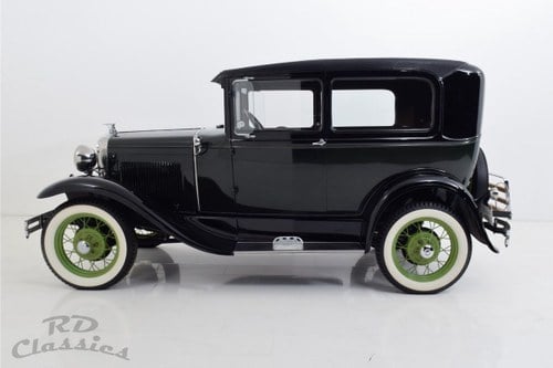 1930 Ford Model A - 2